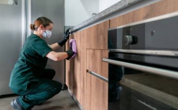 Kitchen Deep Cleaning Services